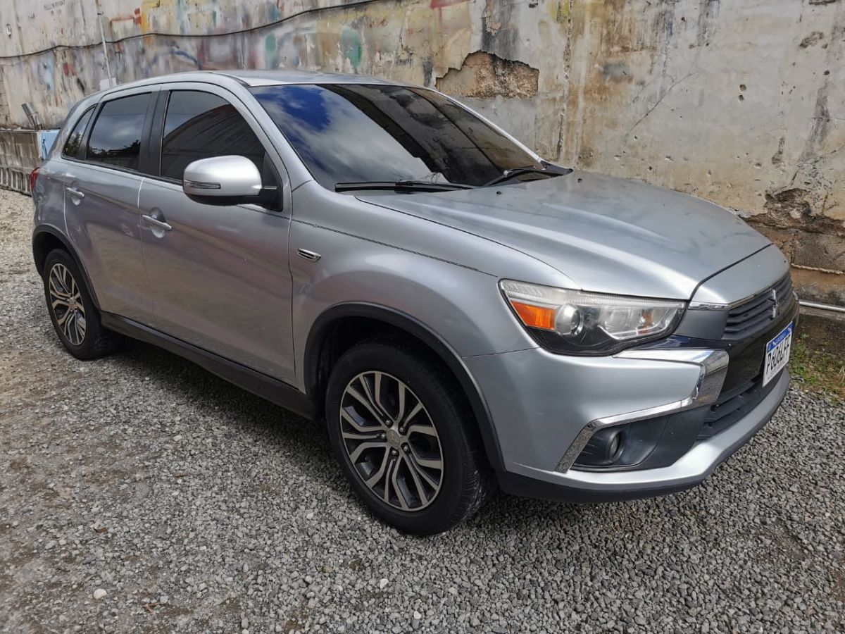 MITSUBISHI OUTLANDER SPORT - 2017                                        