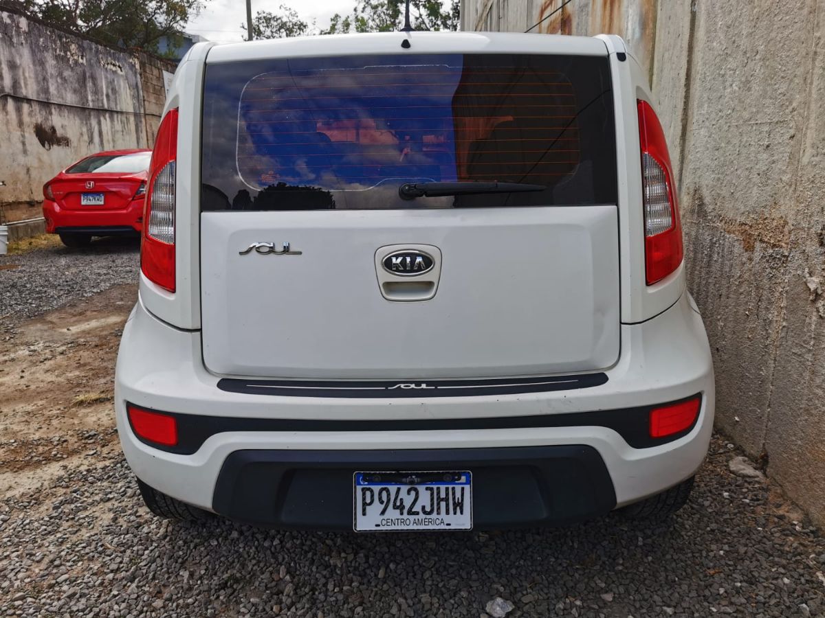 KIA SOUL  - 2012                                        