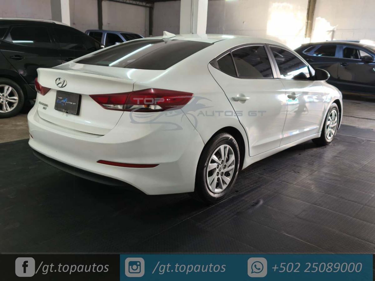 HYUNDAI ELANTRA - 2017                                        