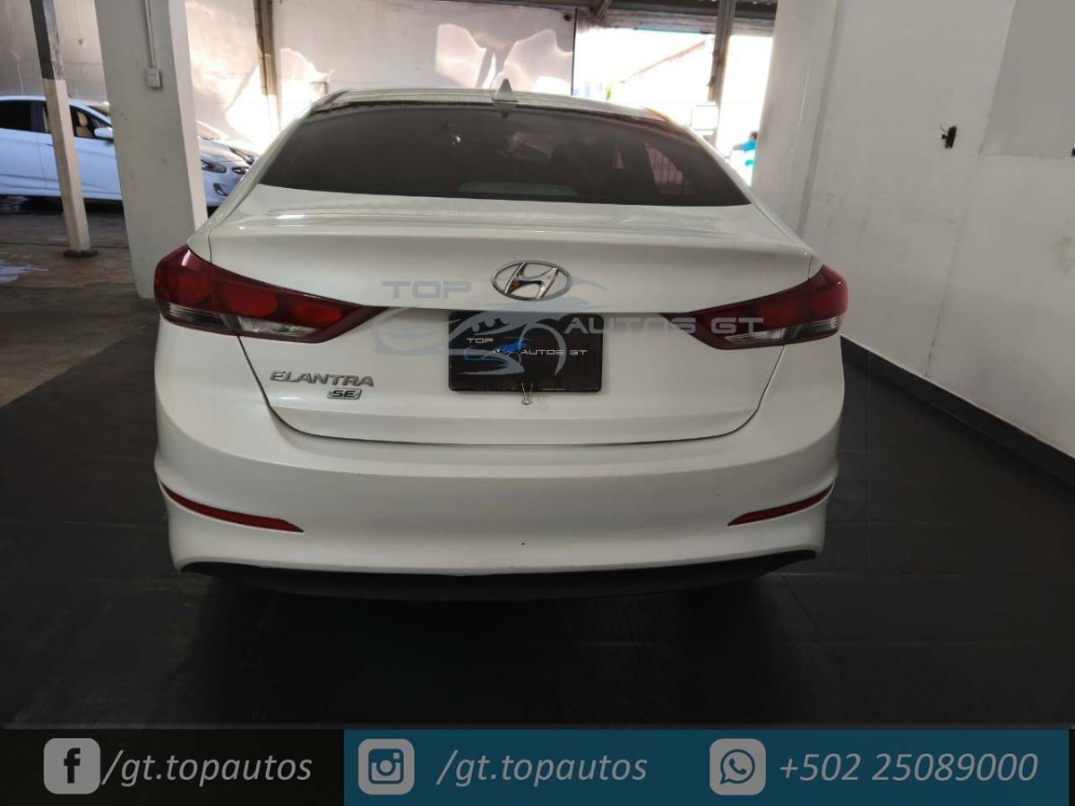 HYUNDAI ELANTRA - 2017                                        