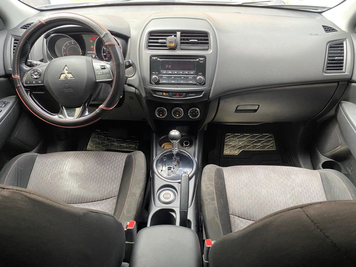 MITSUBISHI OUTLANDER SPORT - 2017                                        