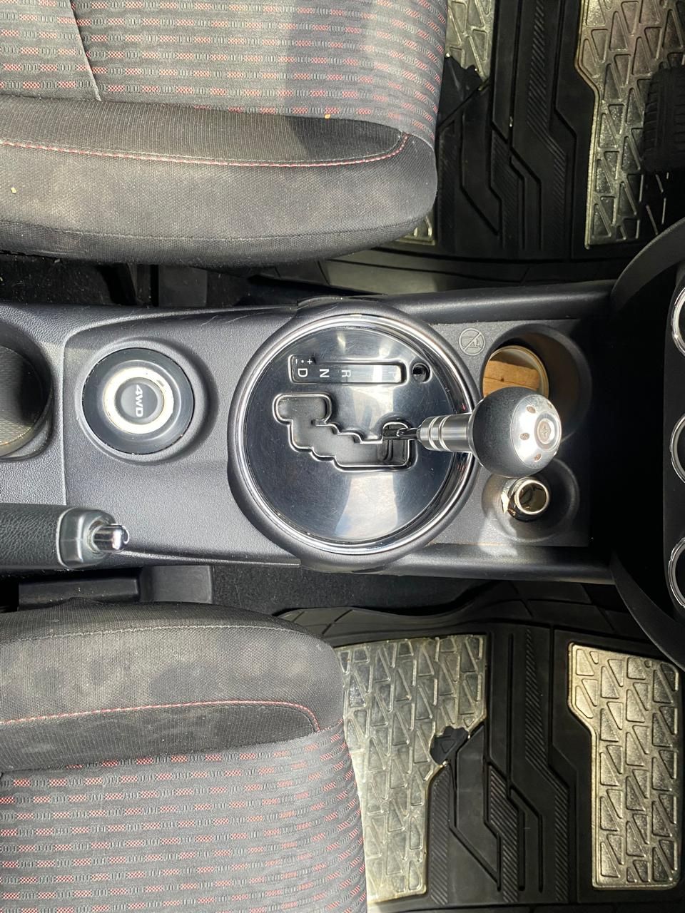 MITSUBISHI OUTLANDER SPORT - 2017                                        