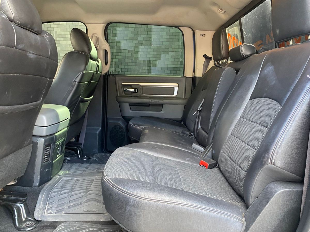 DODGE RAM 1500 - 2017                                        