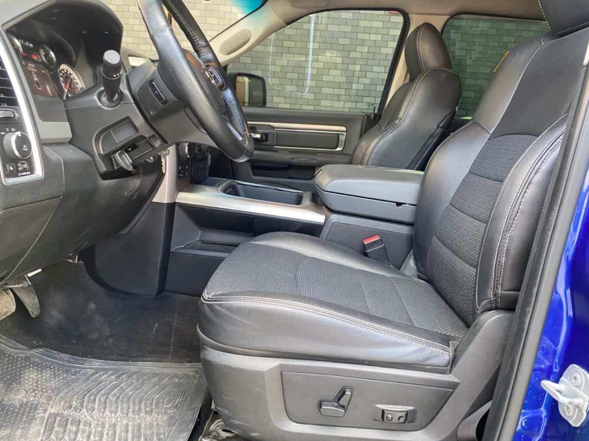 DODGE RAM 1500 - 2017                                        