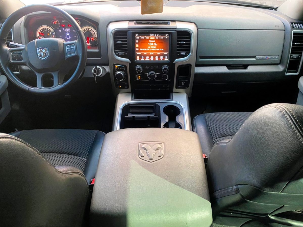 DODGE RAM 1500 - 2017                                        