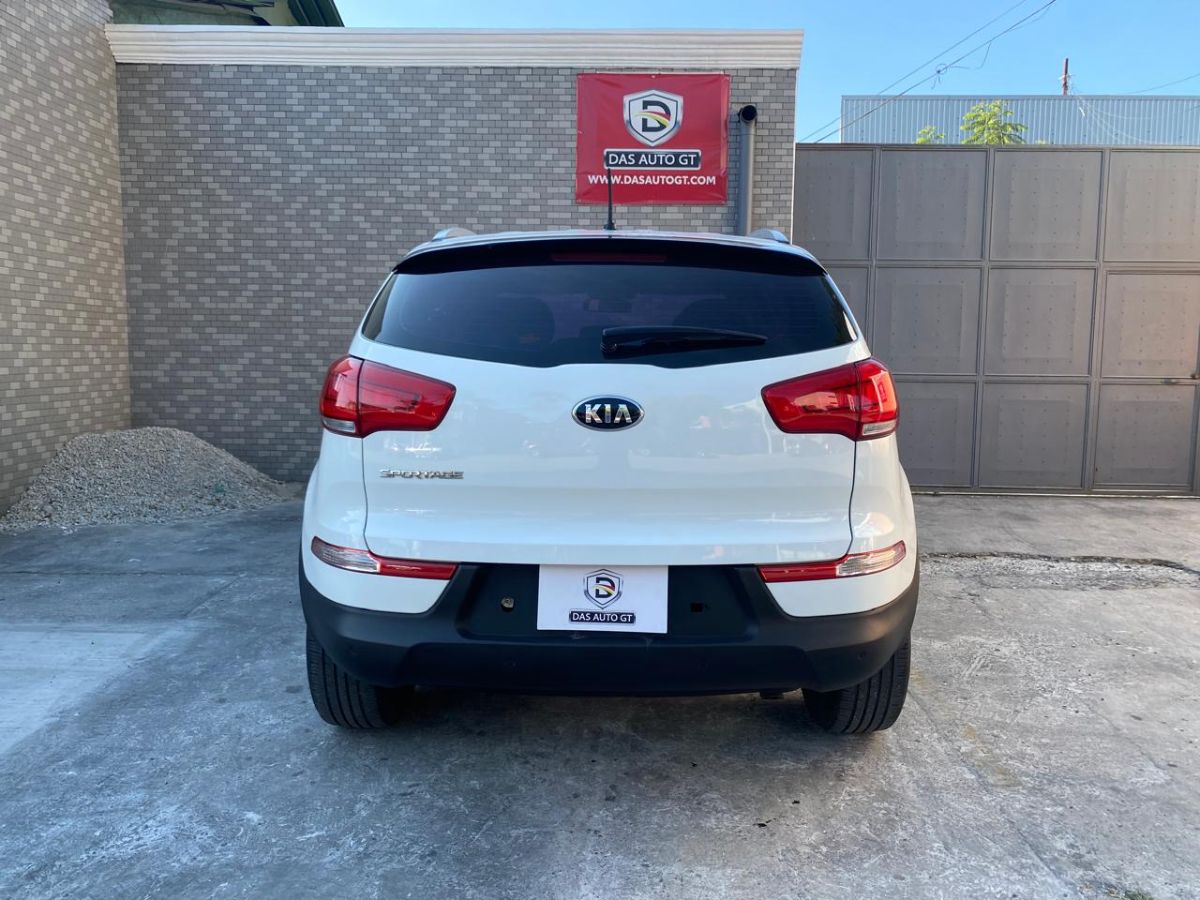 KIA SPORTAGE - 2014                                        