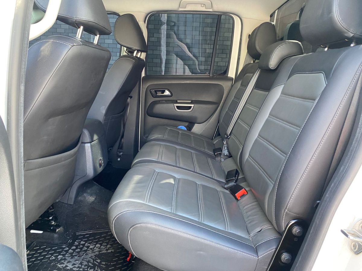 VOLKSWAGEN  AMAROK - 2021                                        