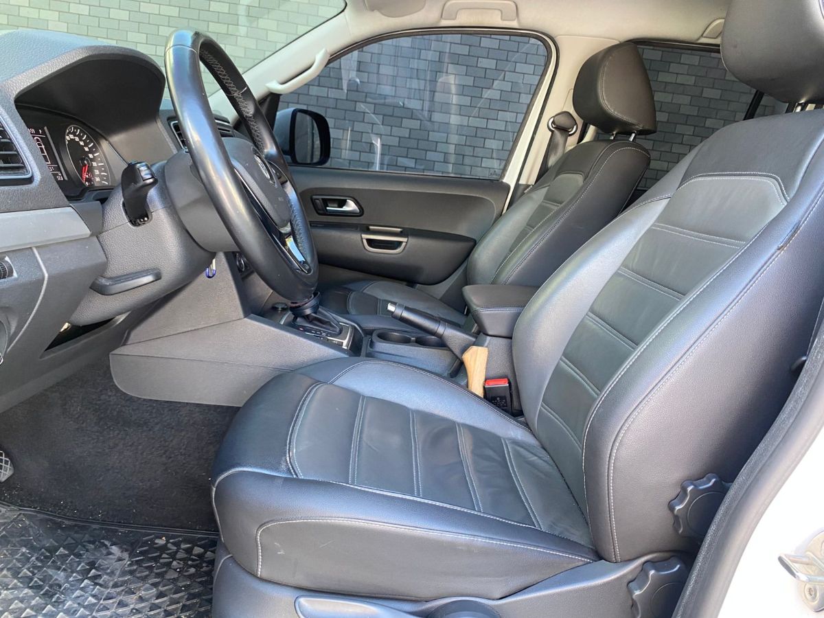 VOLKSWAGEN  AMAROK - 2021                                        