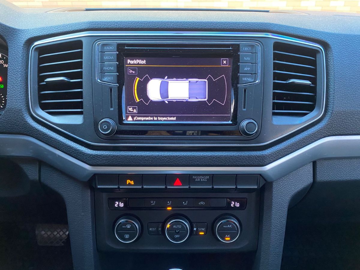 VOLKSWAGEN  AMAROK - 2021                                        