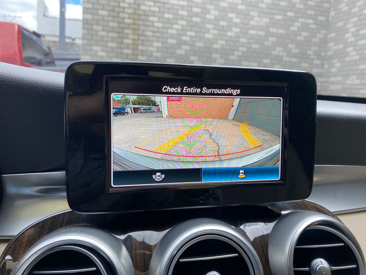 MERCEDES-BENZ C-180 - 2019                                        