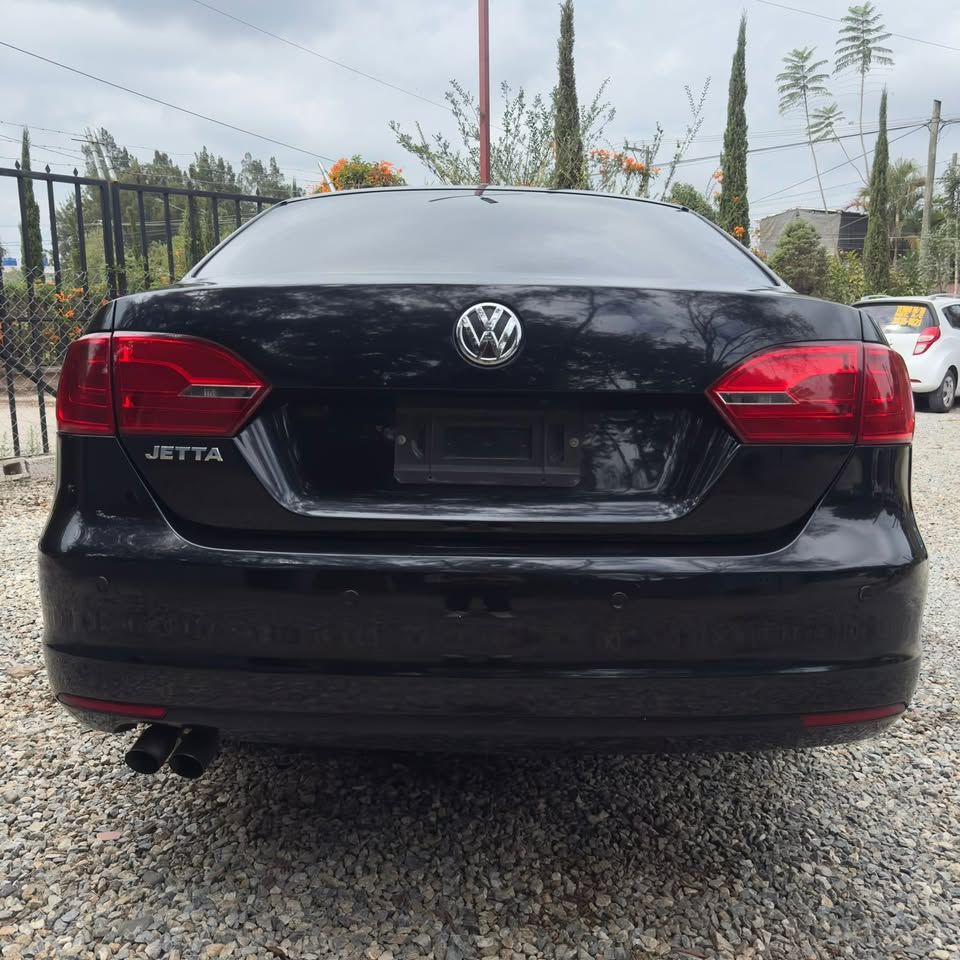 VOLKSWAGEN JETTA - 2014                                        
