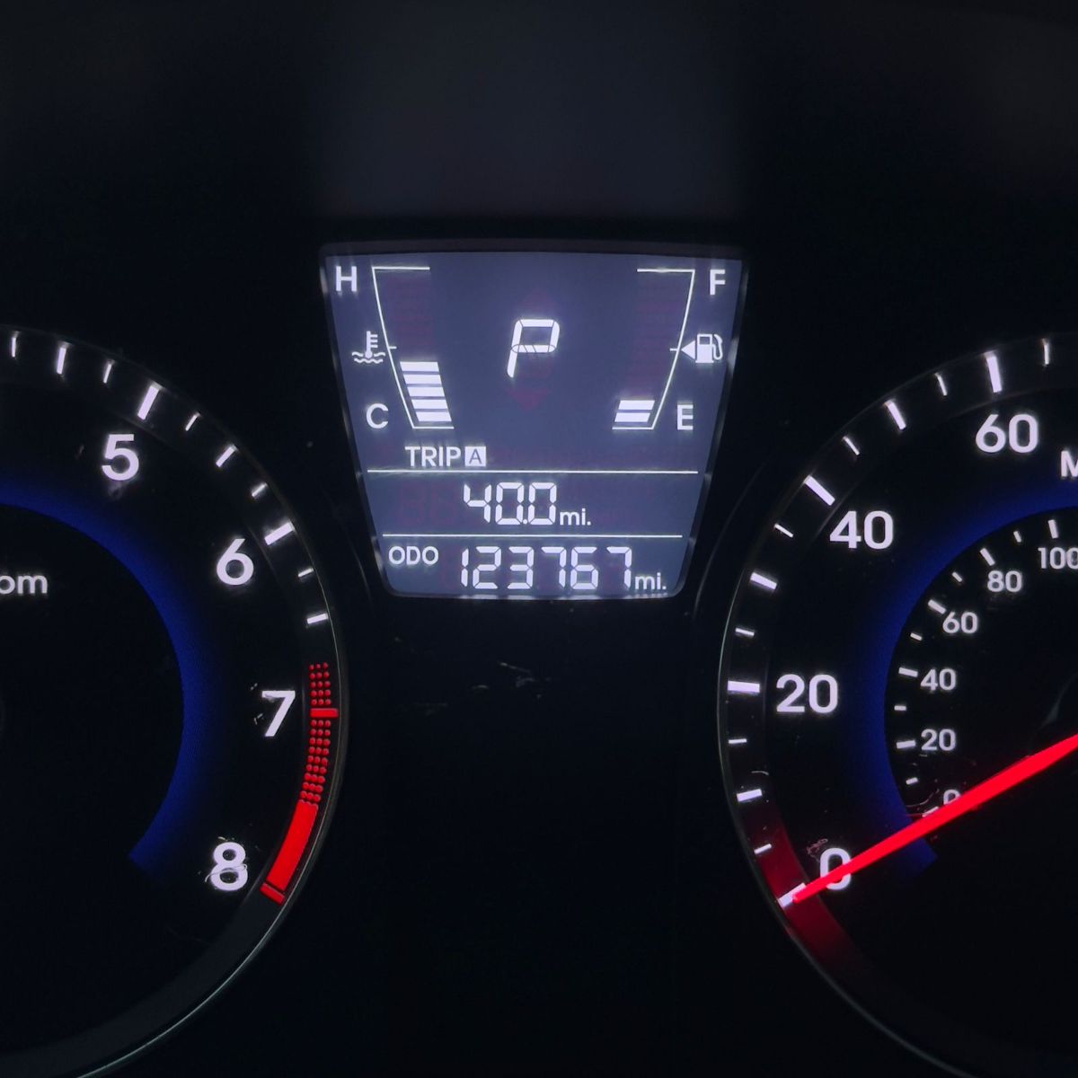 HYUNDAI ACCENT - 2013                                        