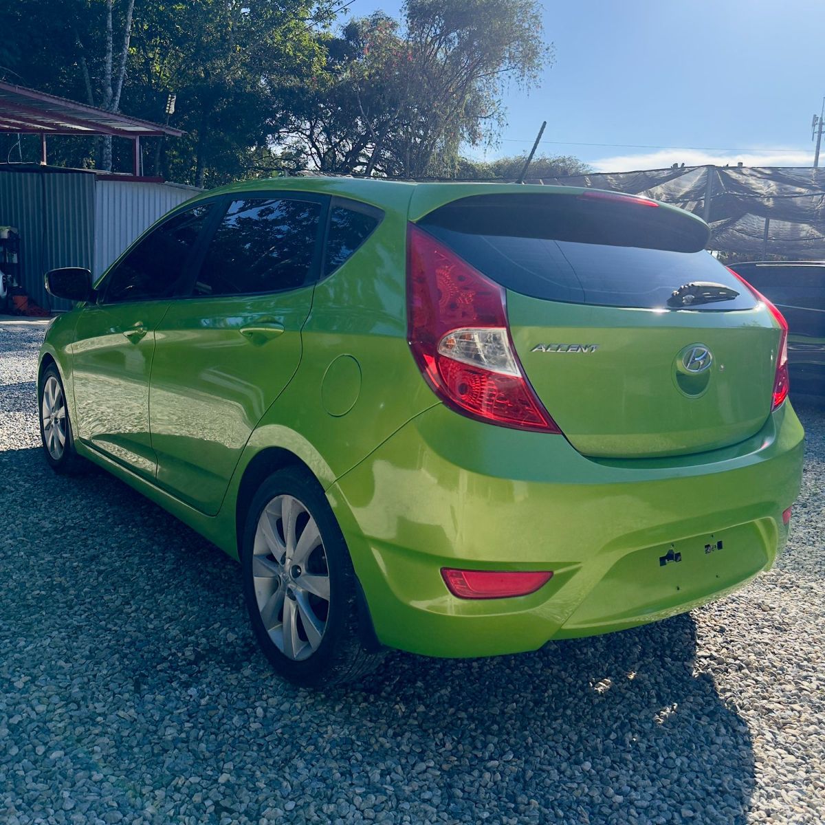 HYUNDAI ACCENT - 2013                                        