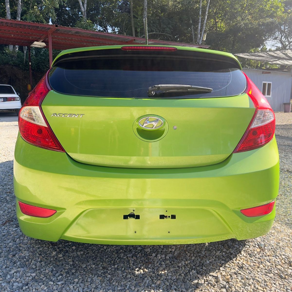 HYUNDAI ACCENT - 2013                                        