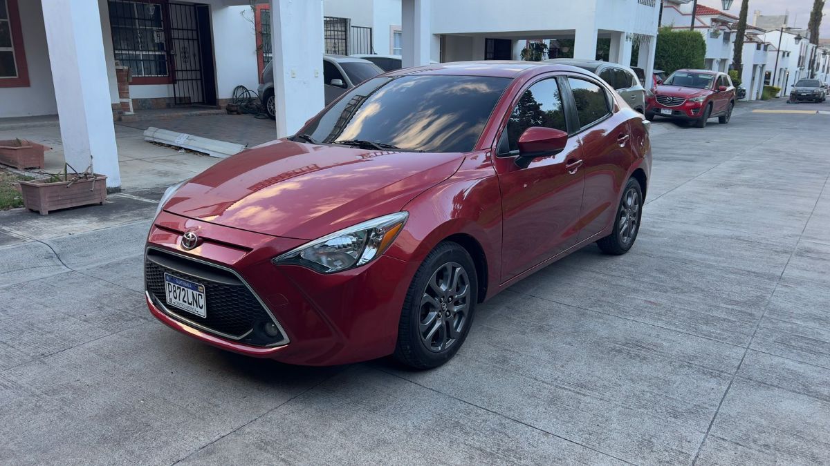 TOYOTA YARIS - 2019                                        