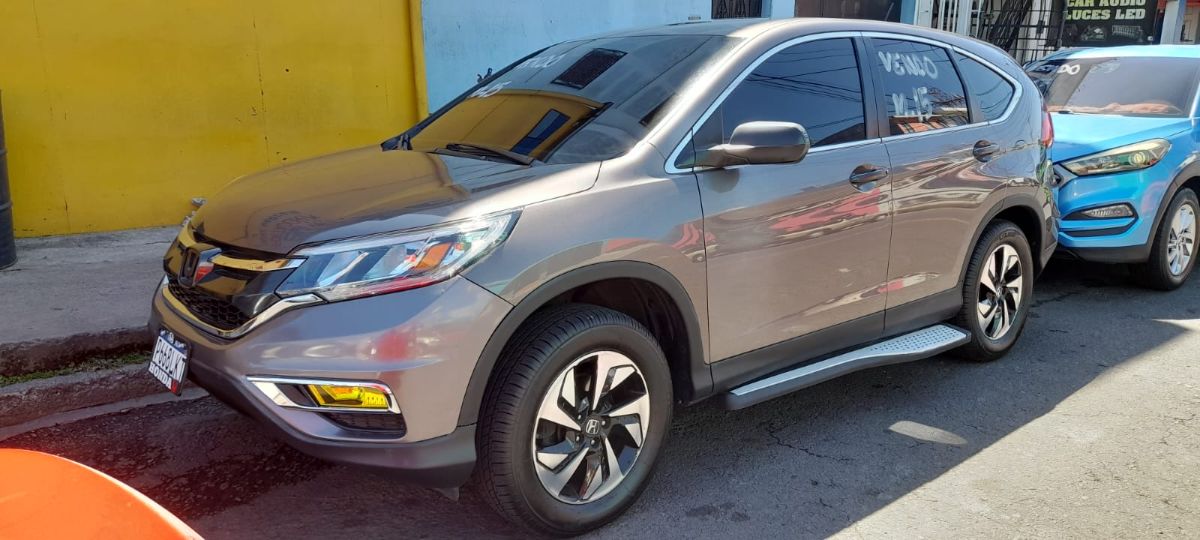 HONDA CRV LX - 2015                                        