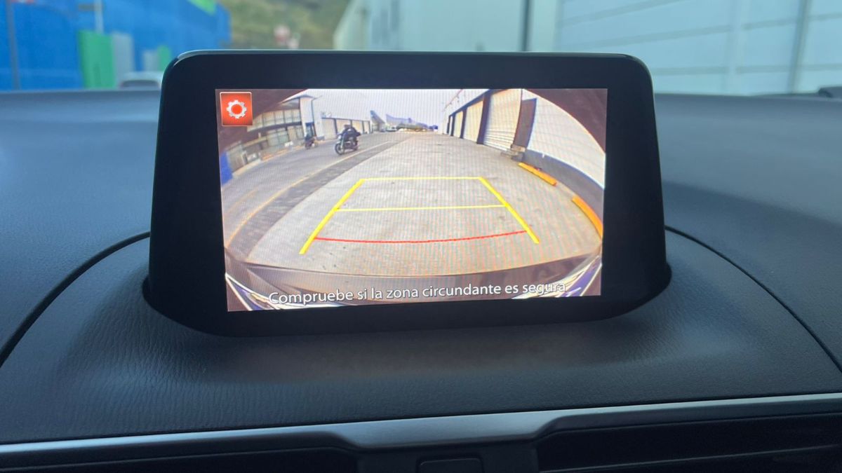 MAZDA 3 TOURING - 2018                                        