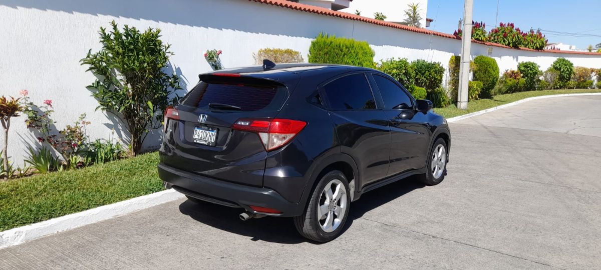 HONDA HRV - 2016                                        