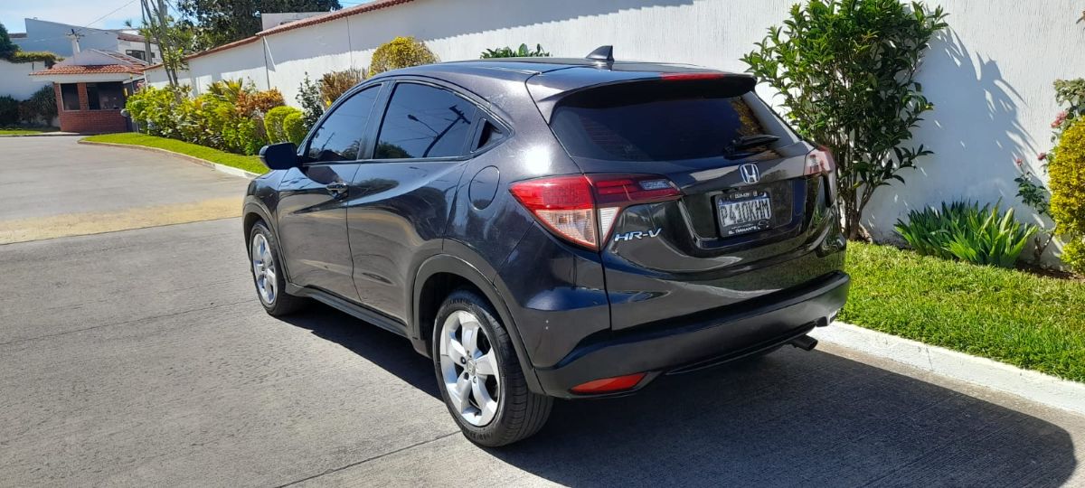 HONDA HRV - 2016                                        