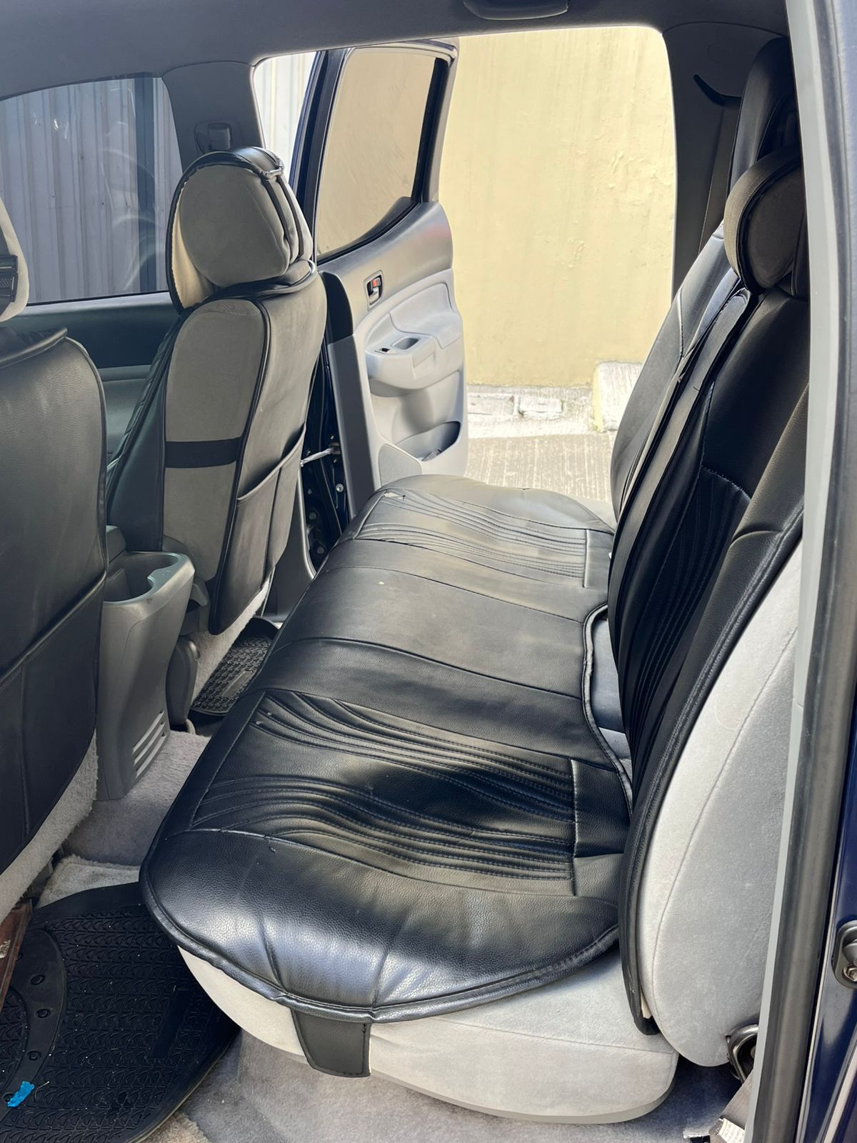 TOYOTA TACOMA - 2006                                        