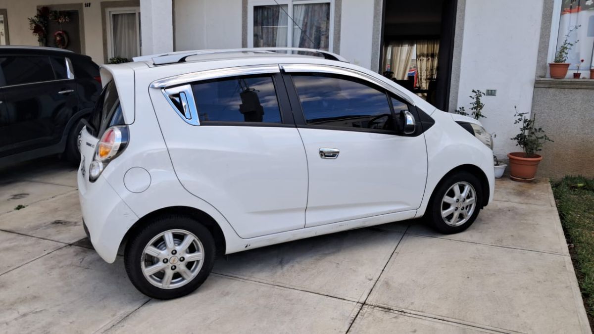 CHEVROLET SPARK - 2012                                        