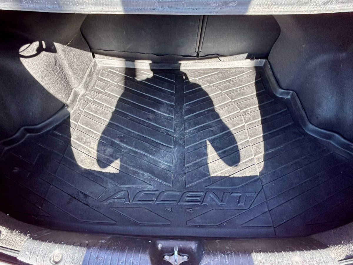 HYUNDAI ACCENT - 2013                                        