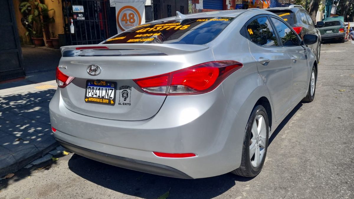 HYUNDAI ELANTRA - 2014                                        