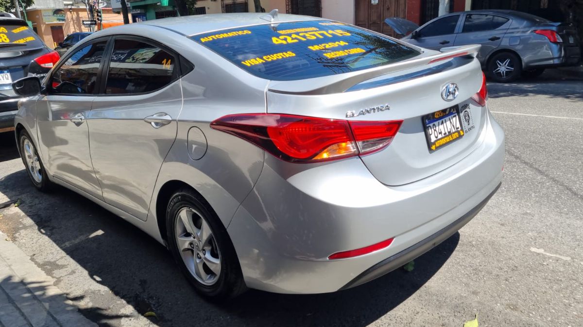 HYUNDAI ELANTRA - 2014                                        