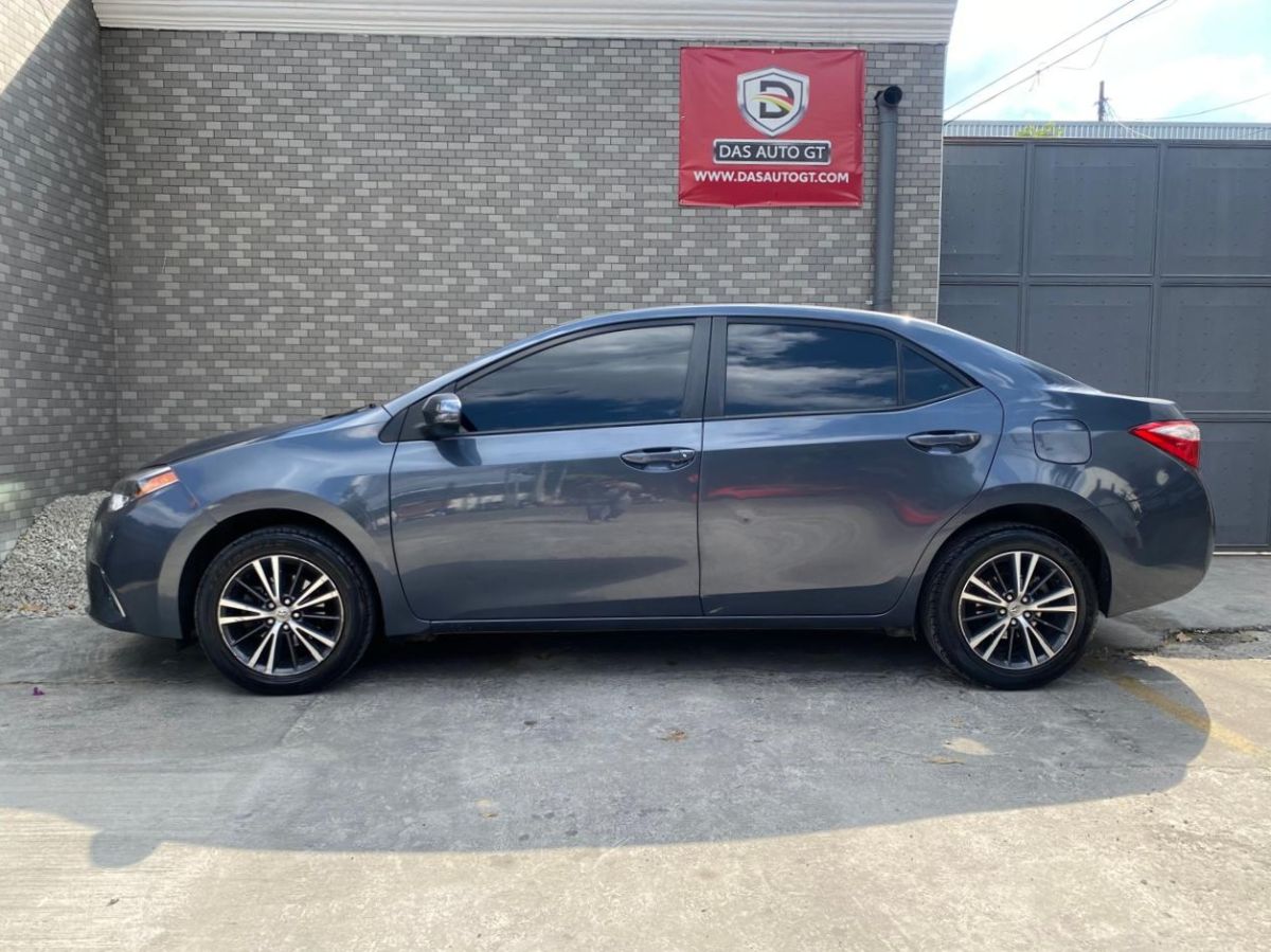 TOYOTA COROLLA - 2017                                        