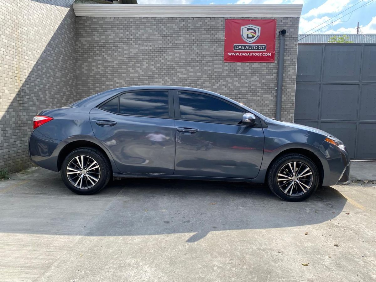 TOYOTA COROLLA - 2017                                        