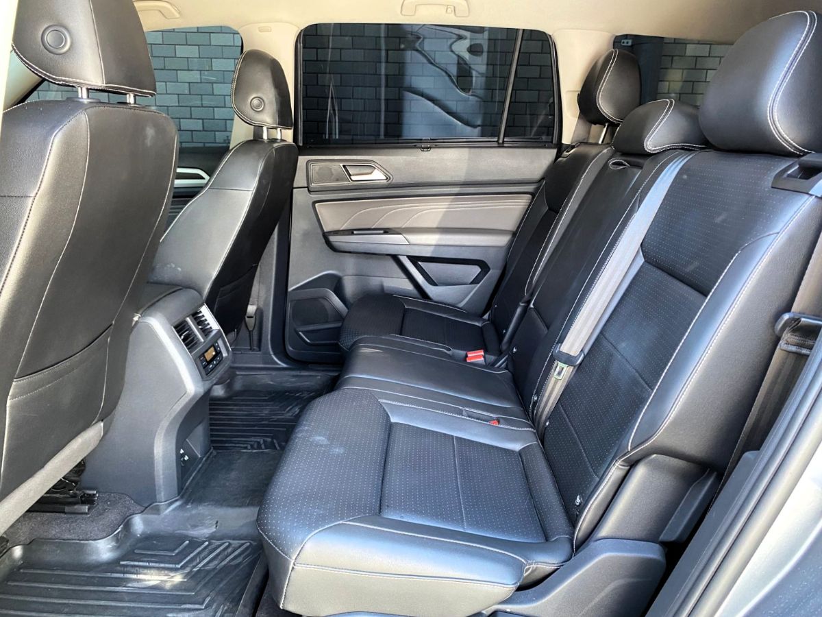 VOLKSWAGEN ATLAS - 2021                                        