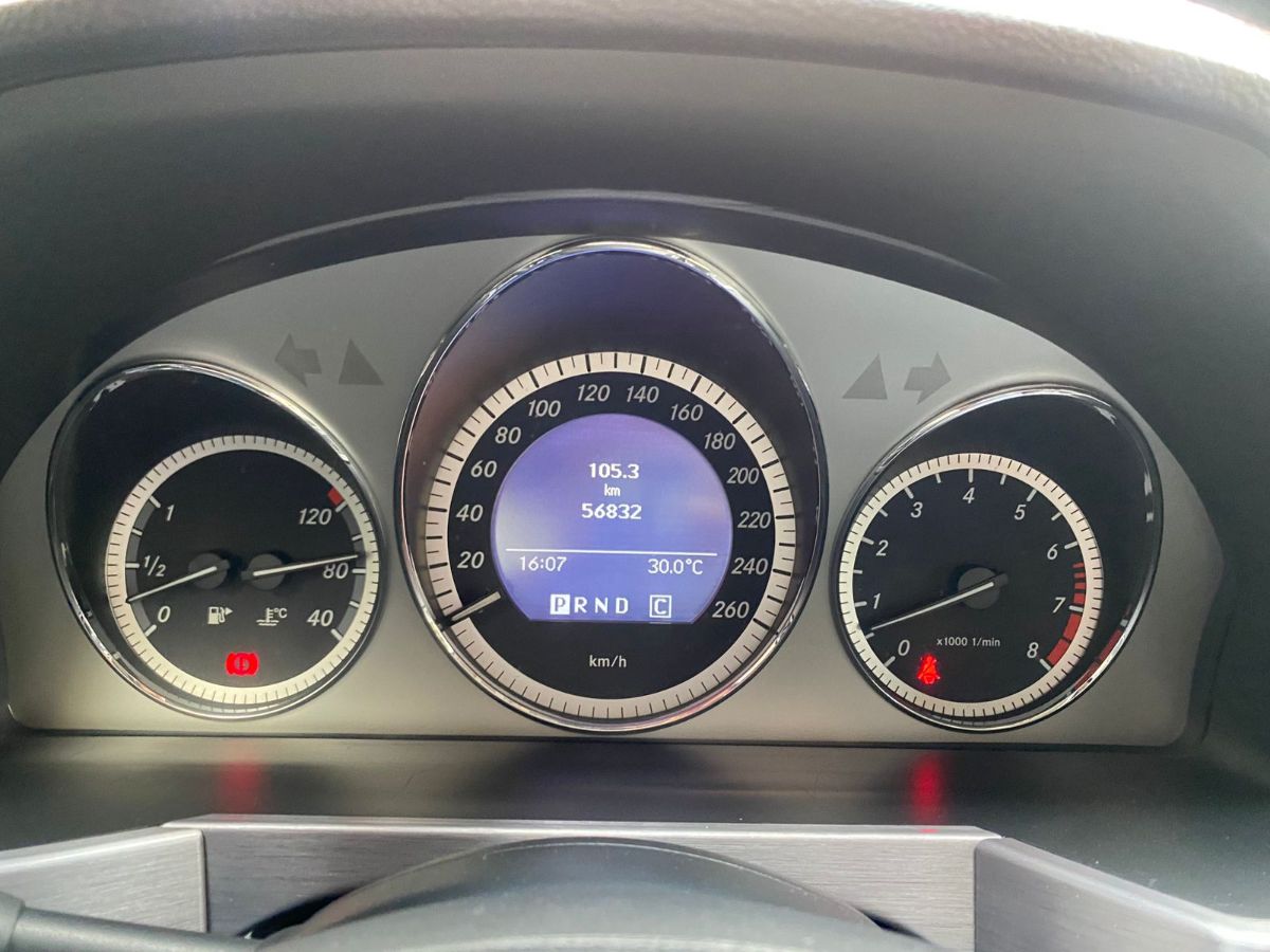 MERCEDES-BENZ GLK280 - 2009                                        