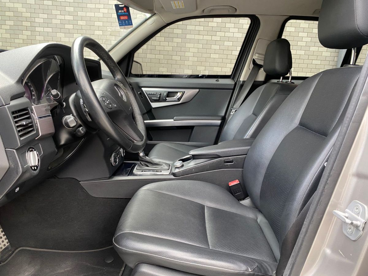 MERCEDES-BENZ GLK280 - 2009                                        