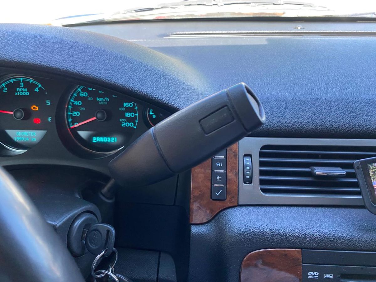 CHEVROLET SUBURBAN LT - 2008                                        