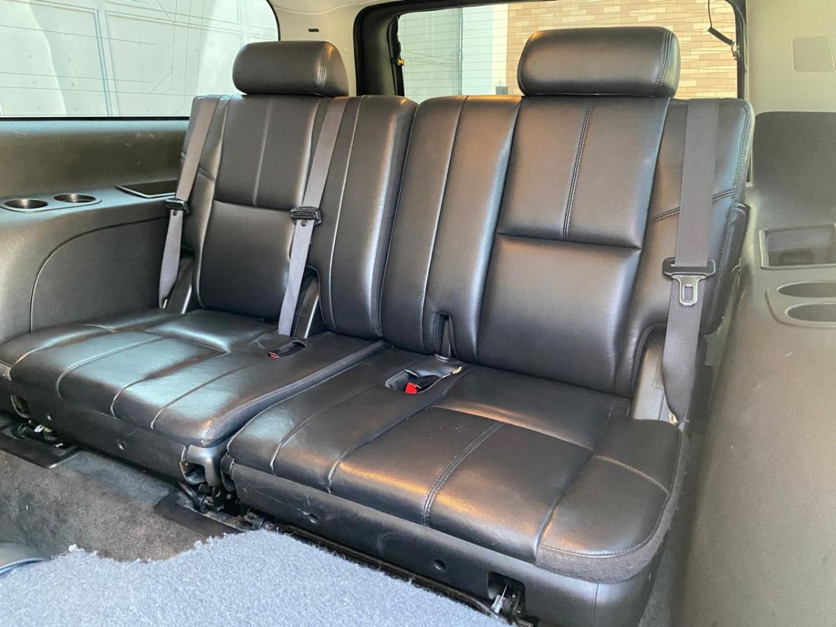 CHEVROLET SUBURBAN LT - 2008                                        