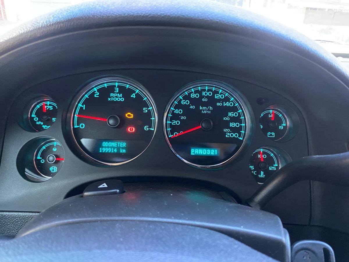 CHEVROLET SUBURBAN LT - 2008                                        