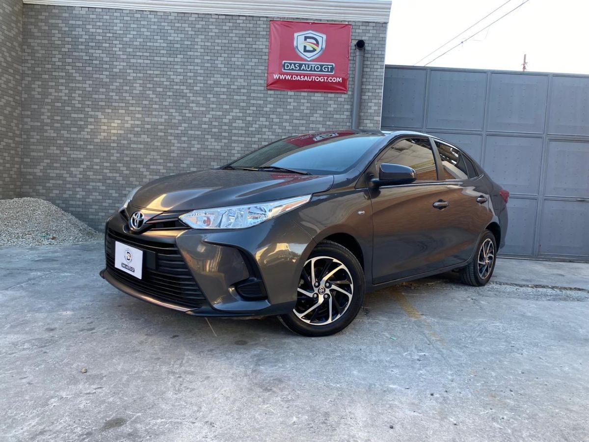 TOYOTA YARIS - 2023                                        