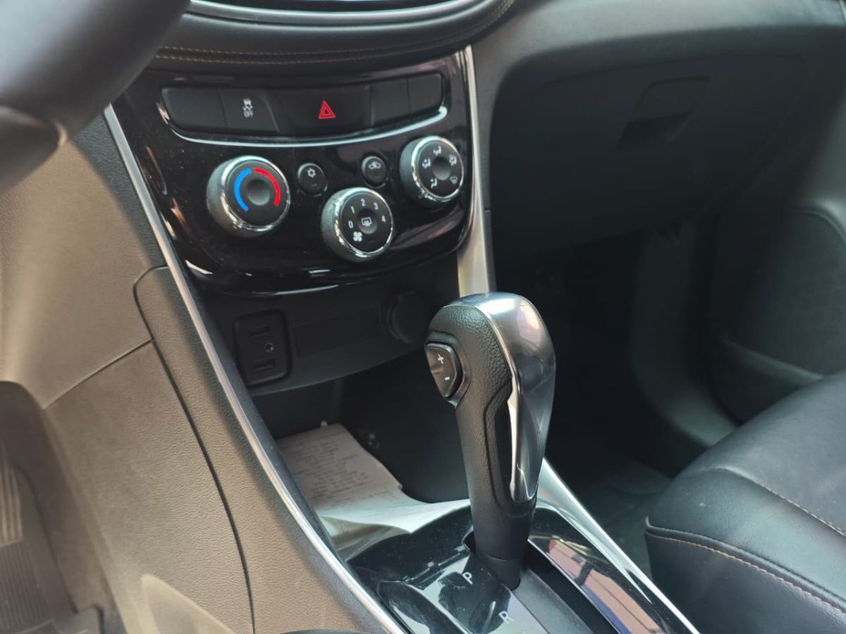 CHEVROLET TRAX  - 2017                                        