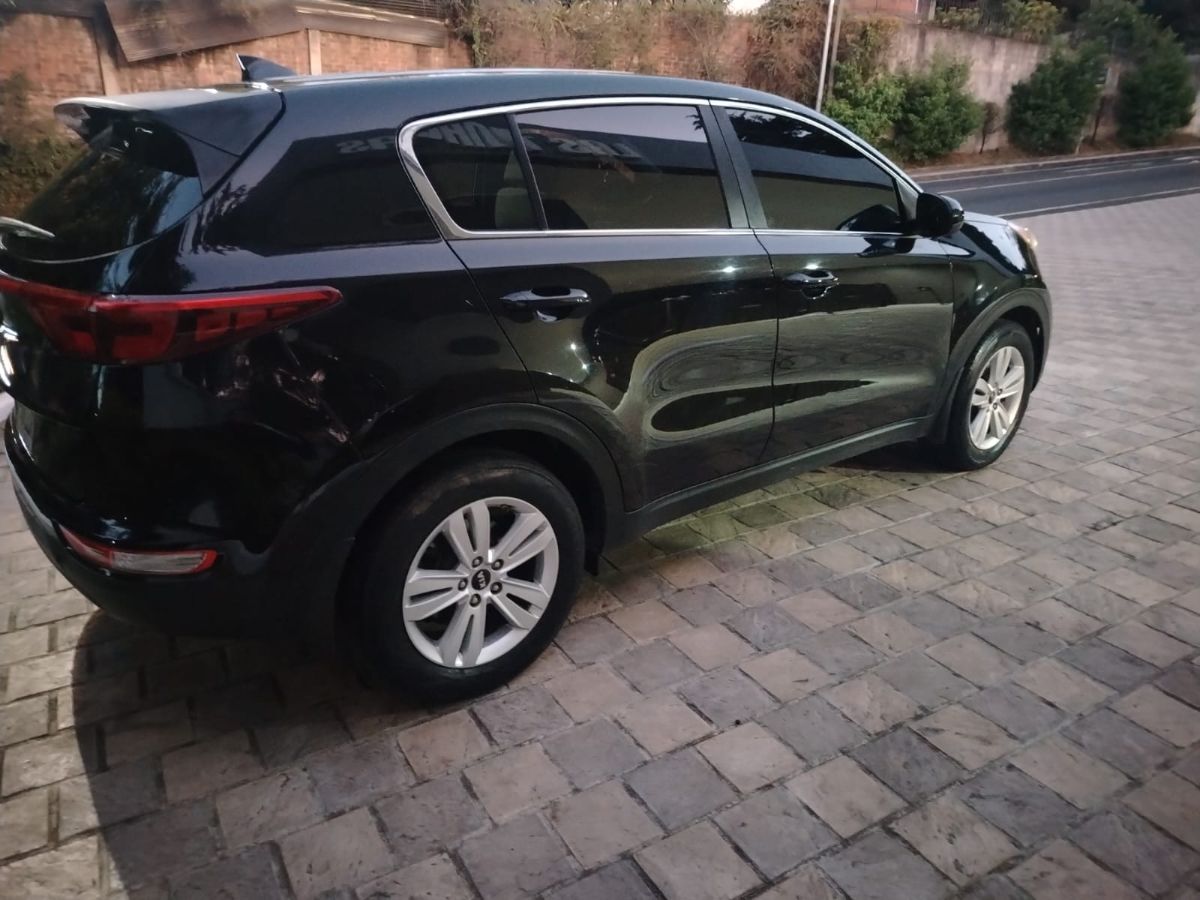 KIA SPORTAGE LX - 2018                                        