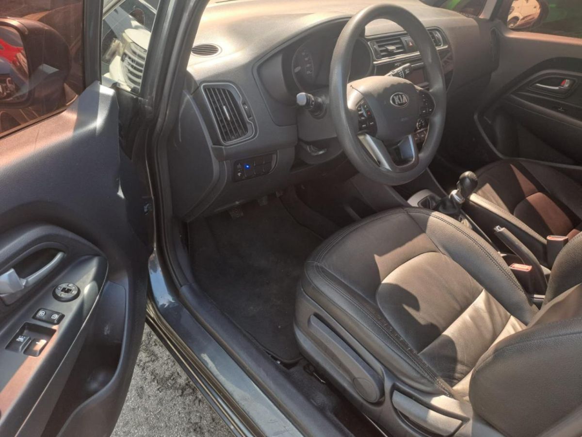 KIA RIO - 2016                                        