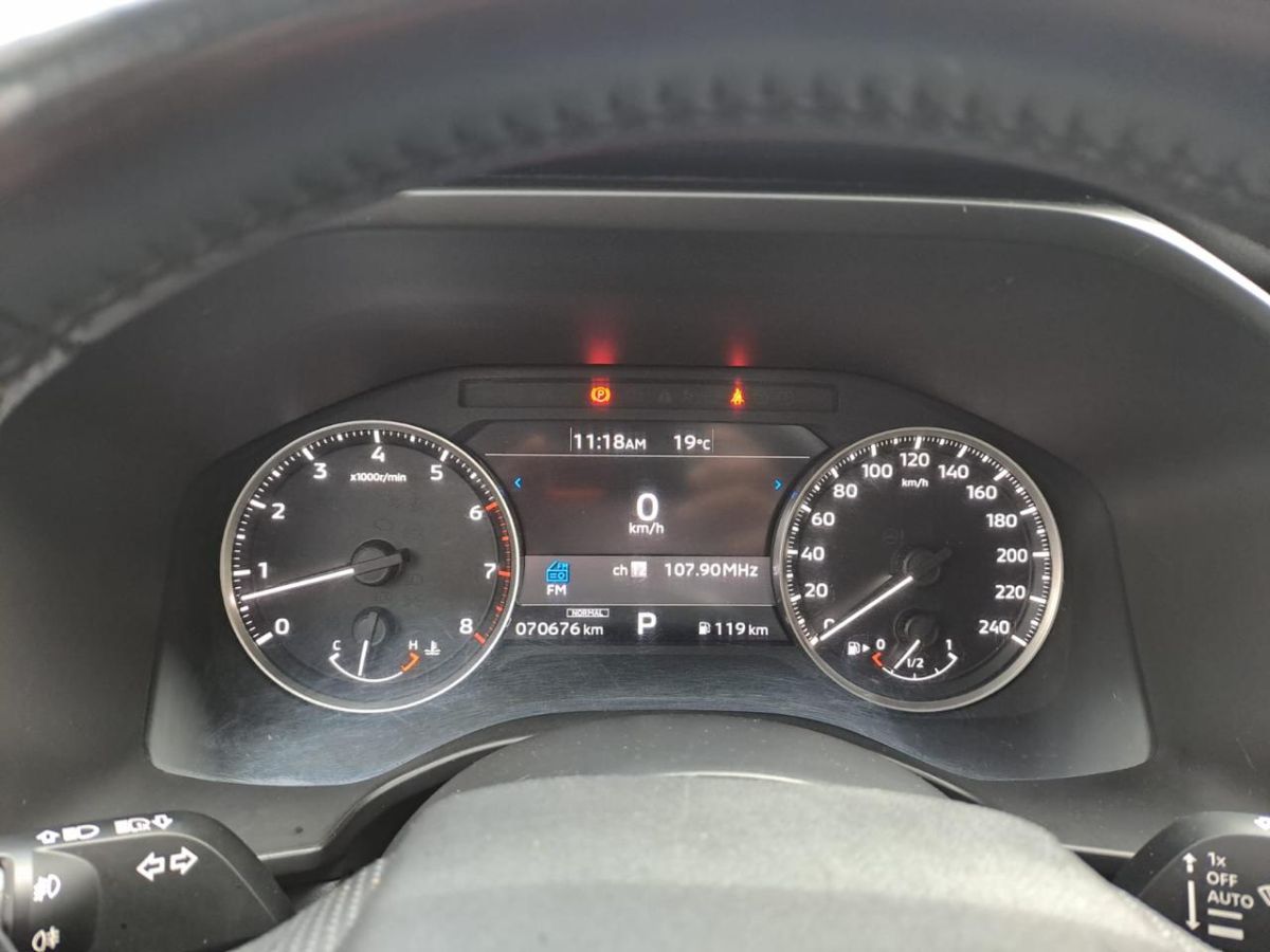 MITSUBISHI outlander - 2023                                        