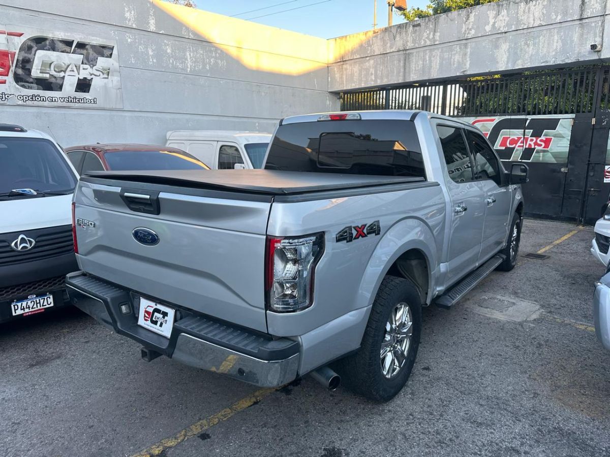 FORD F-150 XLT - 2016                                        
