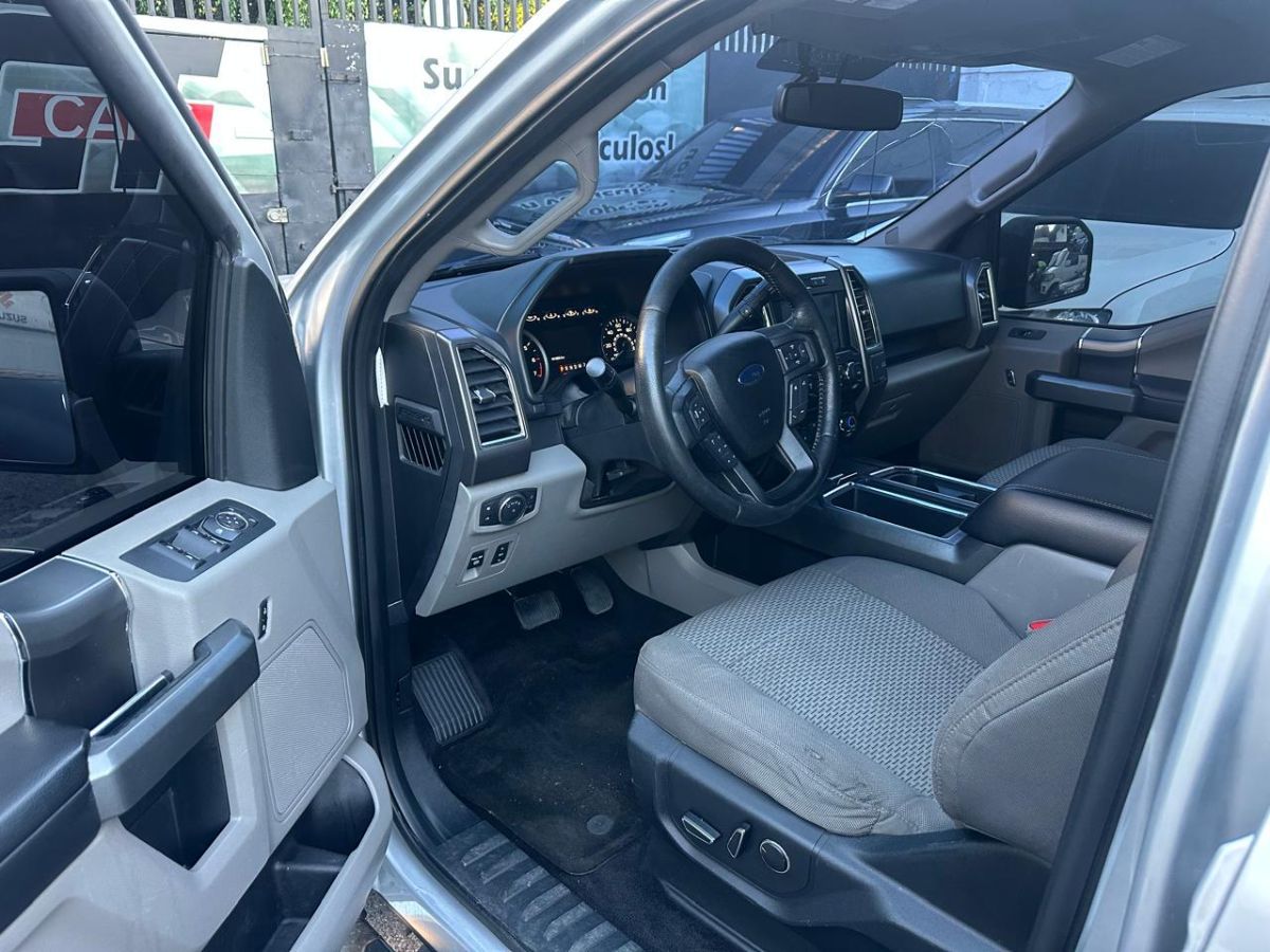 FORD F-150 XLT - 2016                                        