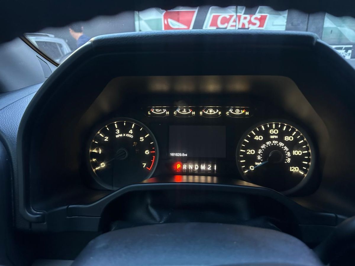 FORD F-150 XLT - 2016                                        