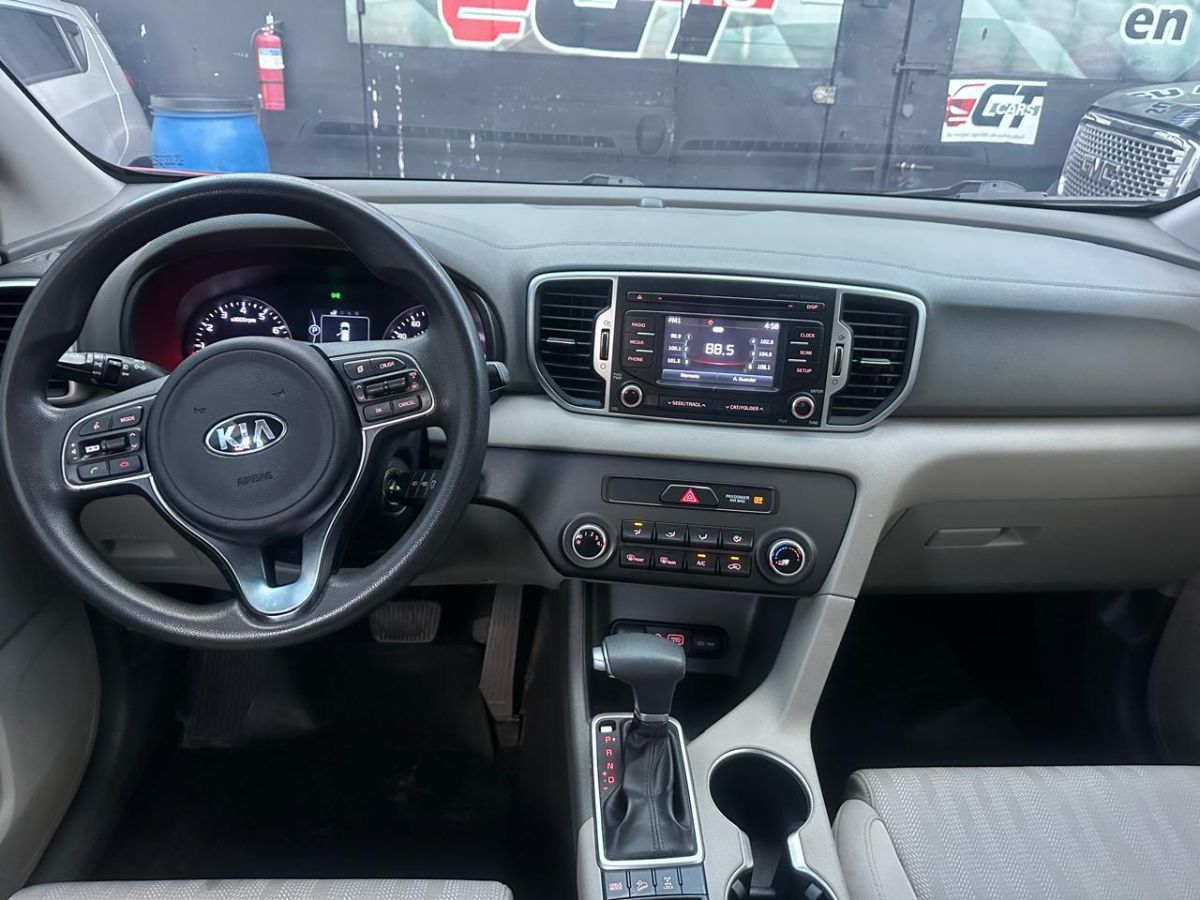 KIA SPORTAGE LX - 2019                                        