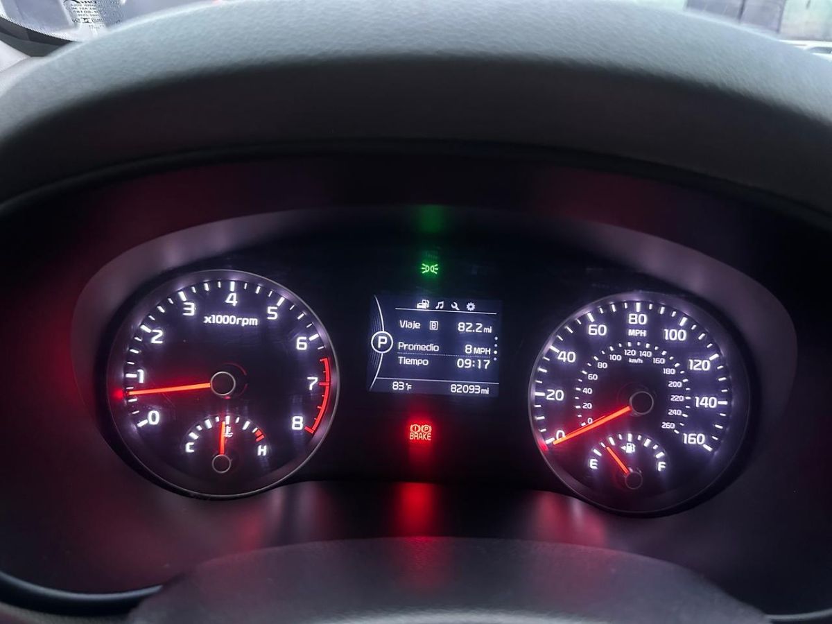 KIA SPORTAGE LX - 2019                                        