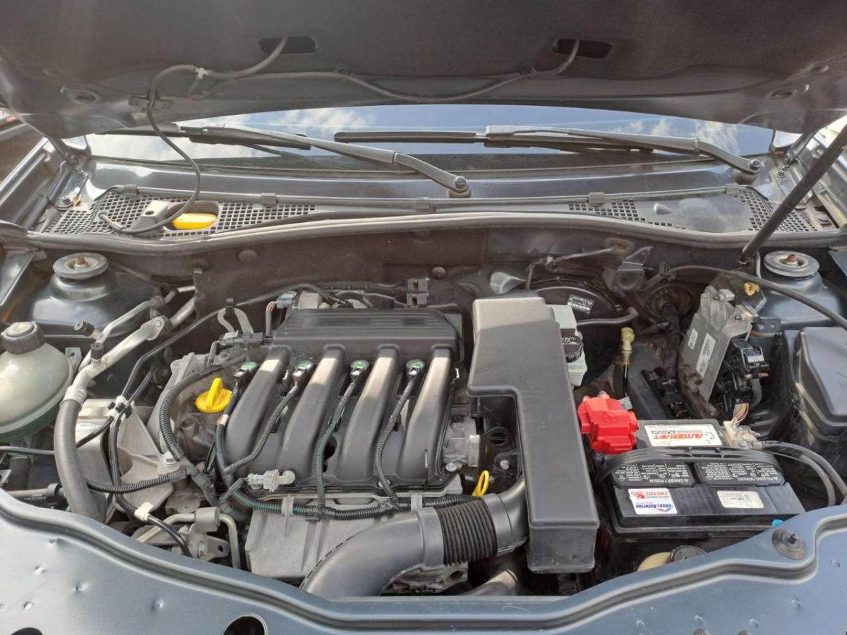 RENAULT DUSTER - 2018                                        