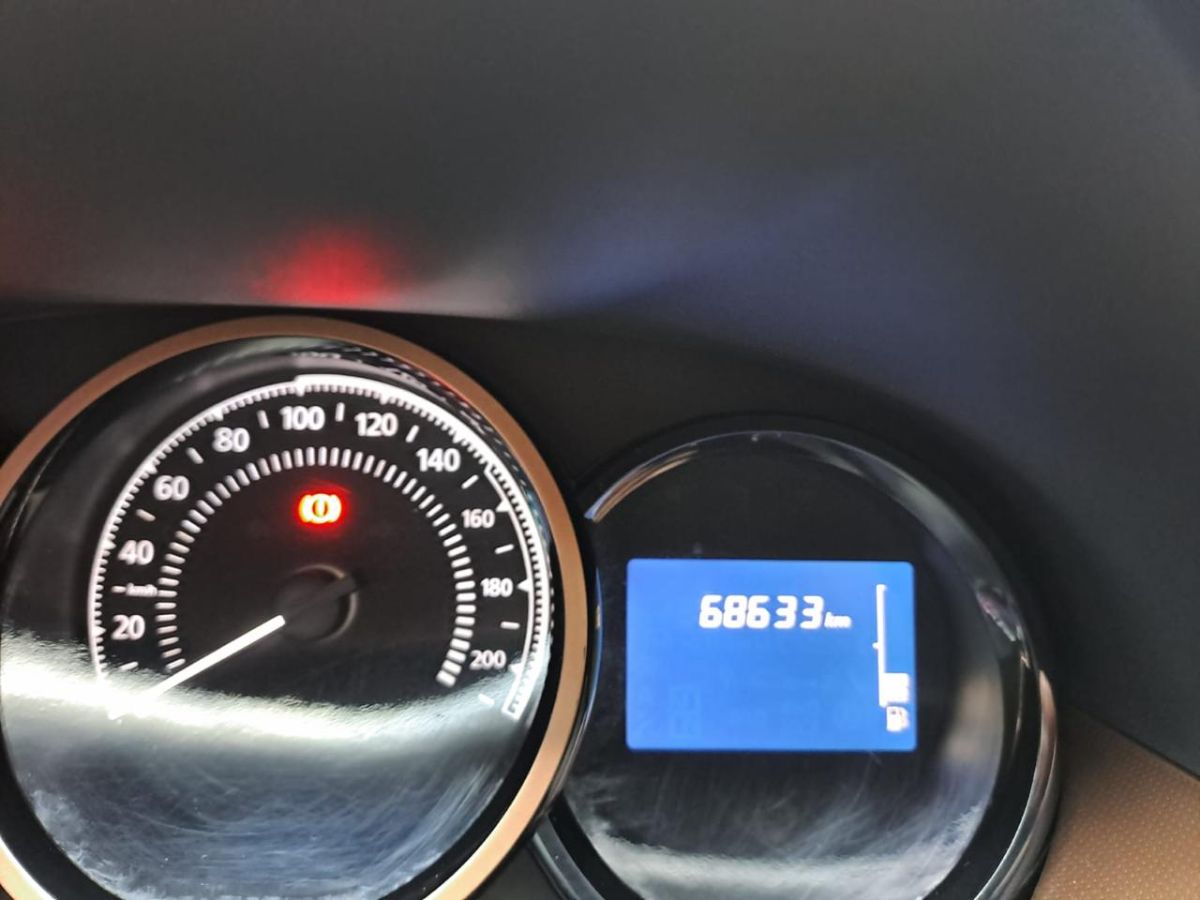 RENAULT DUSTER - 2018                                        