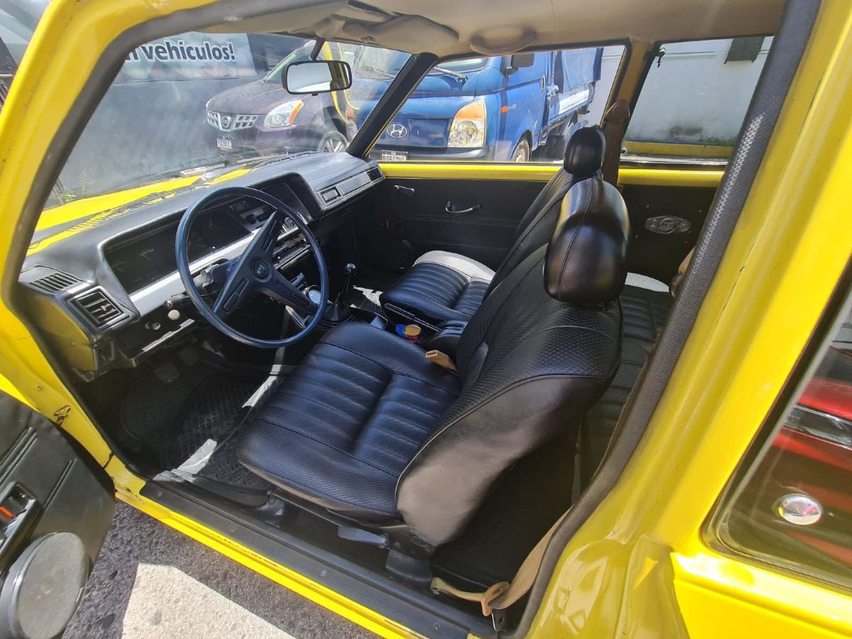 TOYOTA COROLLA - 1981                                        