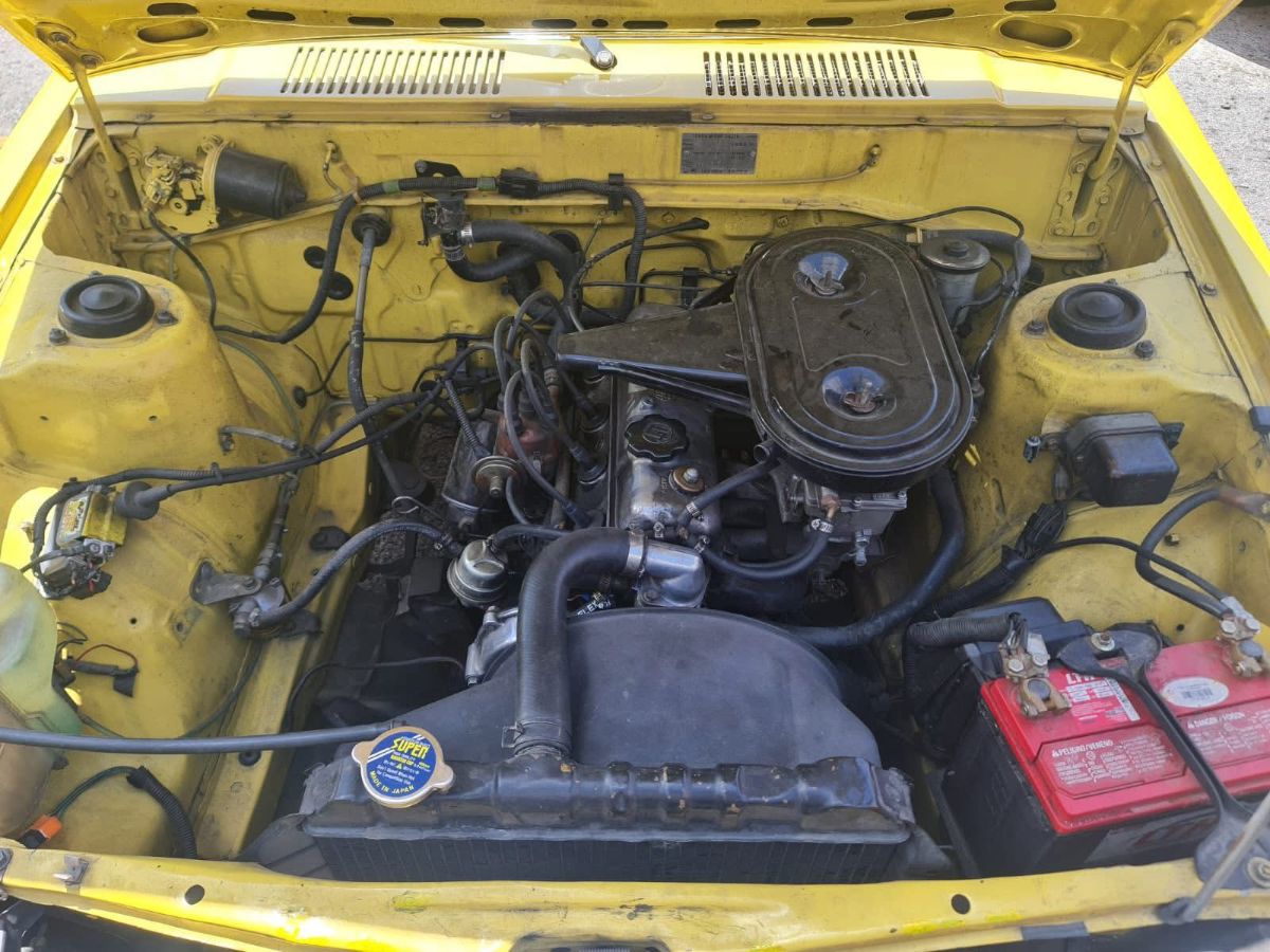 TOYOTA COROLLA - 1981                                        